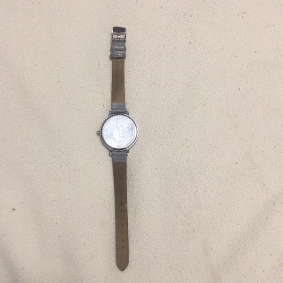 SK Shengke Leather Wristwatch - Picture 5 of 6